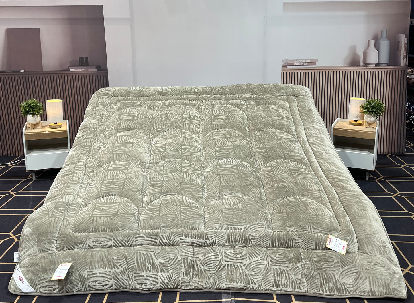 TITLIS Double Bed Quilt - VIRGINIA (6 Quilts of Assorted Colors & Designs)