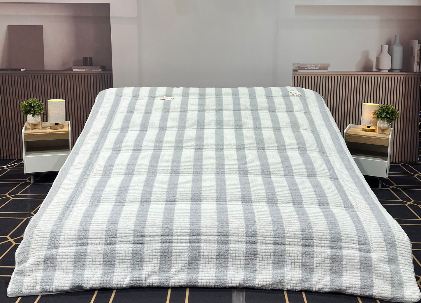 TITLIS Double Bed Quilt - JACLINE (6 Quilts of Assorted Colors & Designs)